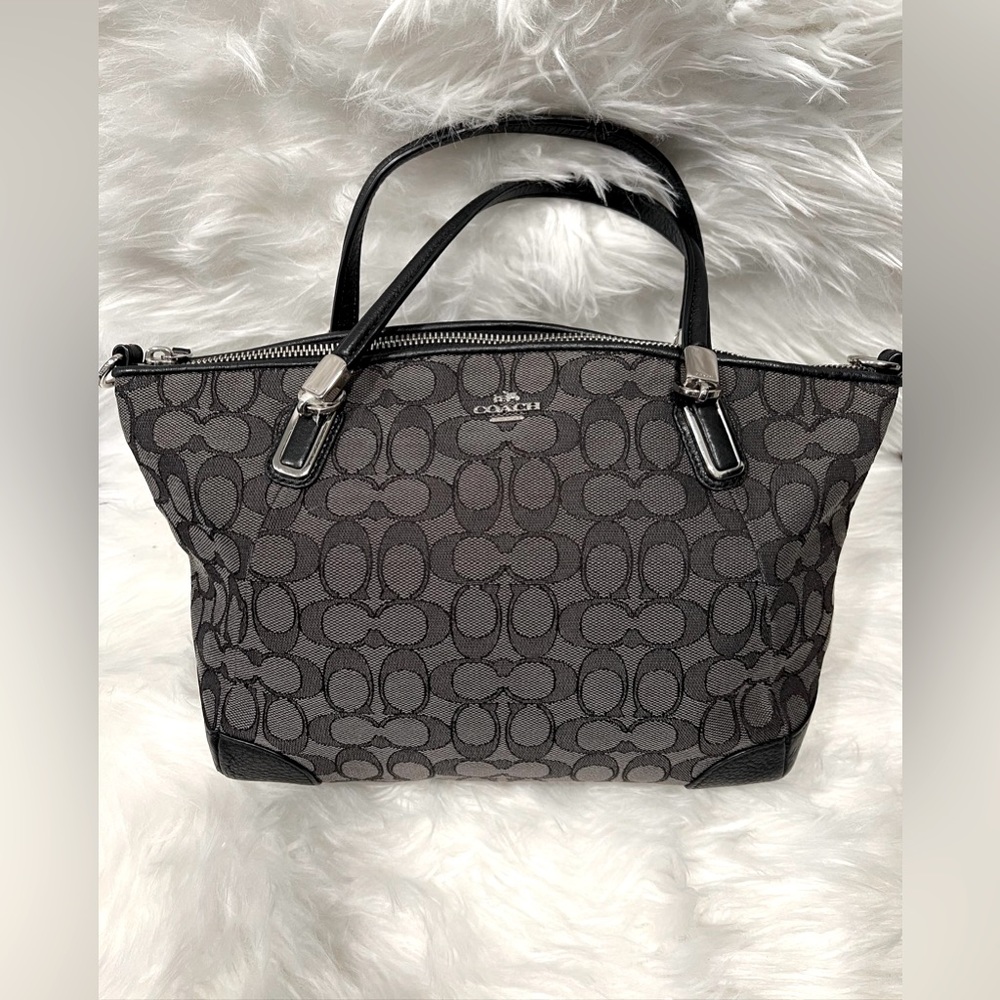 Coach Kelsey Satchel | Grey and Black Signature Coated Canvass